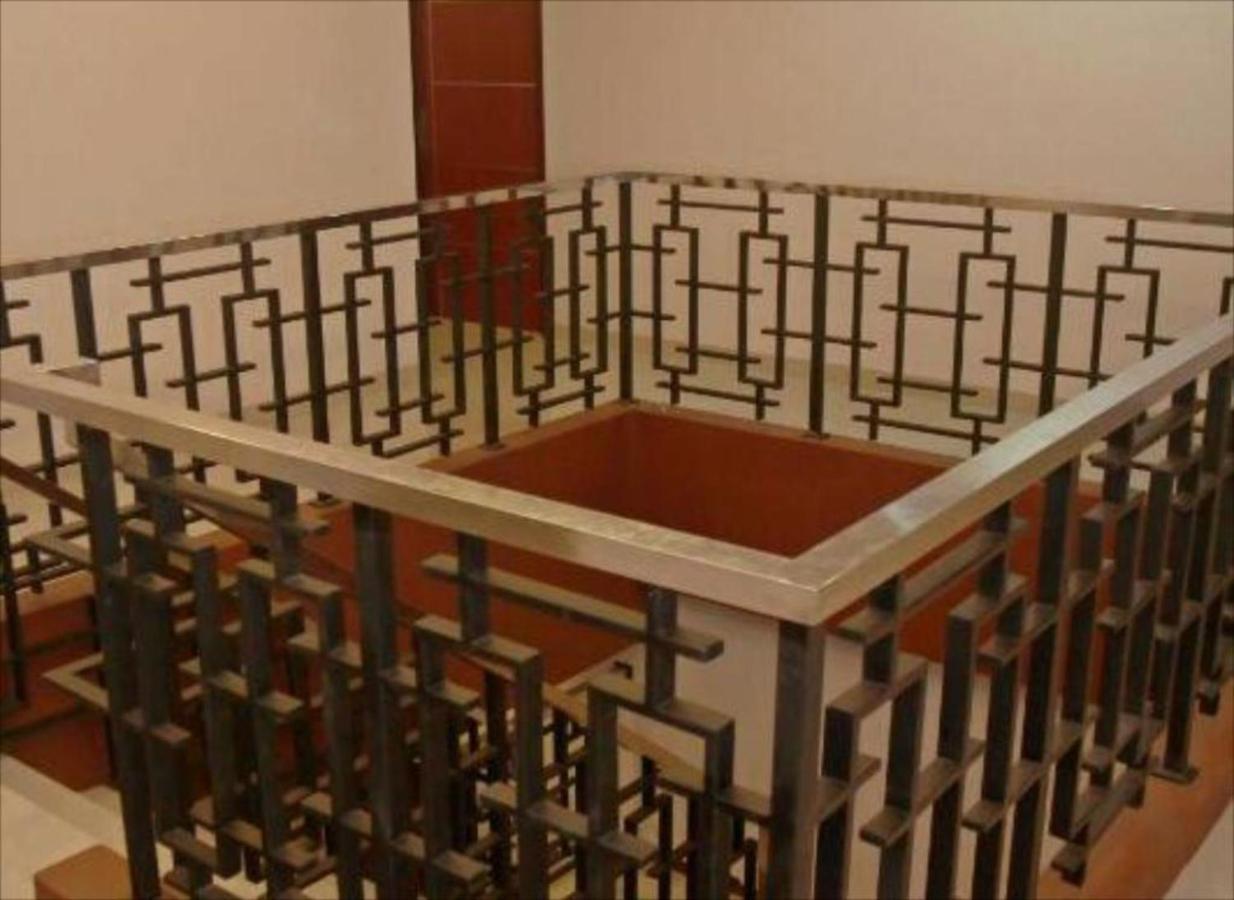 Happy Inn Hotel Puunggolaka Экстерьер фото