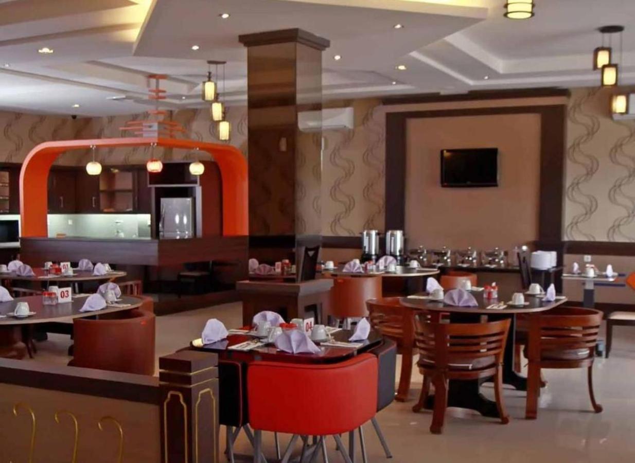 Happy Inn Hotel Puunggolaka Экстерьер фото