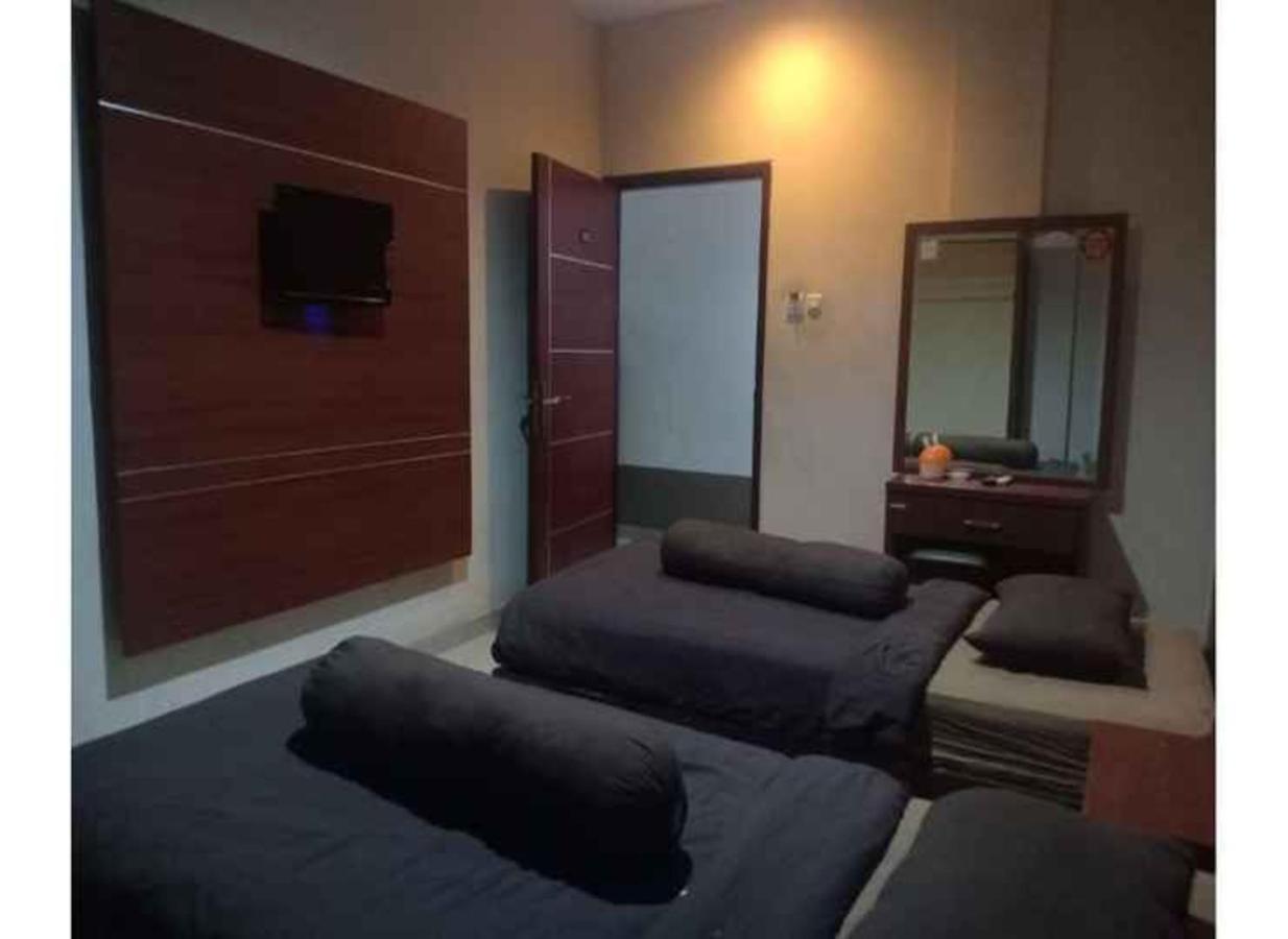 Happy Inn Hotel Puunggolaka Экстерьер фото